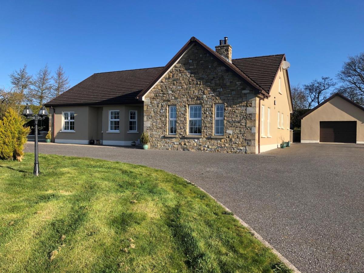 The Bungalow Villa Omagh Exterior foto